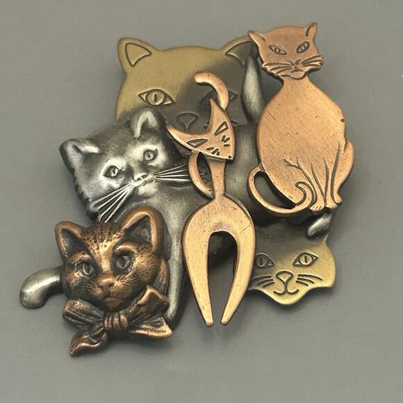 K T Jewelry - 6 Cats Brooch Pin Mixed Metal Tones Silver Gold Copper Figural 3D